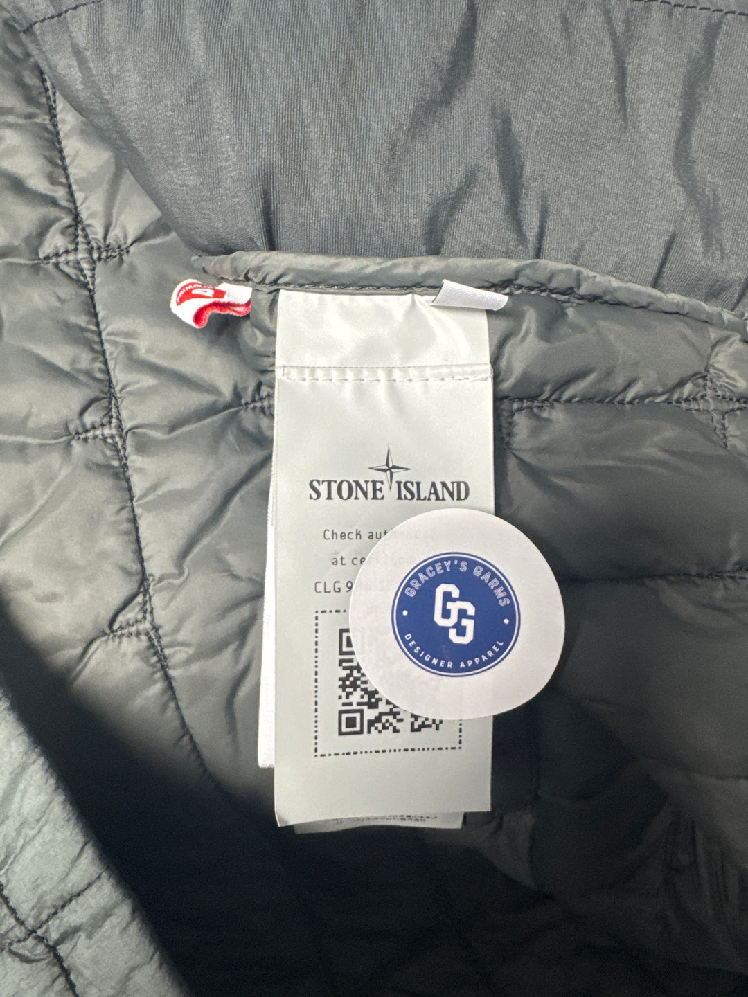 Stone Island Ultralight Nylon Quilted TC Jacket with Anti-Drop