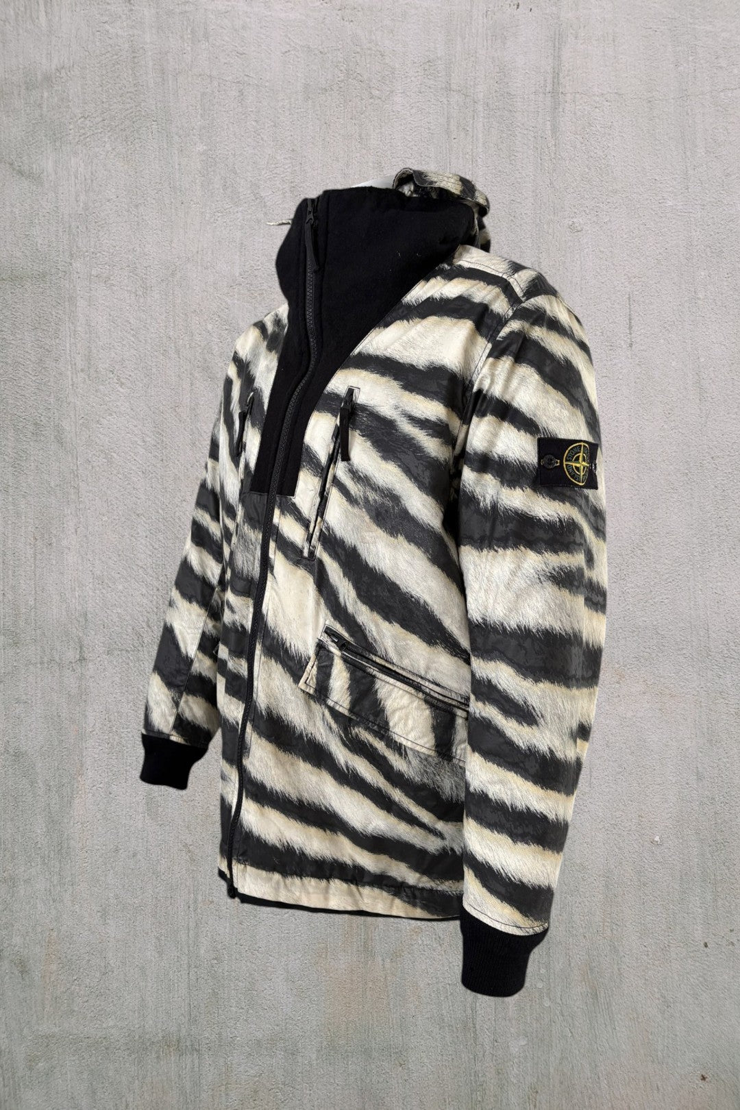 Stone Island White Tiger Camo 50 Fili with Primaloft Insulation