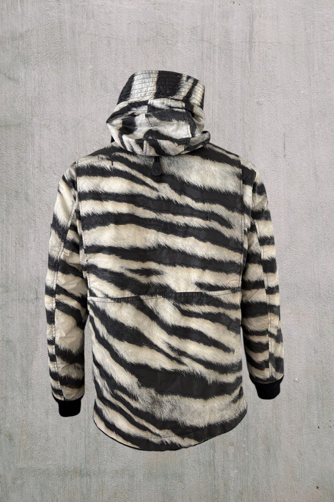 Stone Island White Tiger Camo 50 Fili with Primaloft Insulation