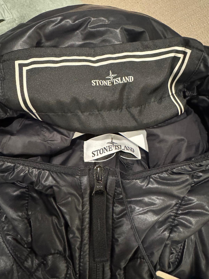 Stone Island Pertex Quantum Made From Netplus with Primaloft