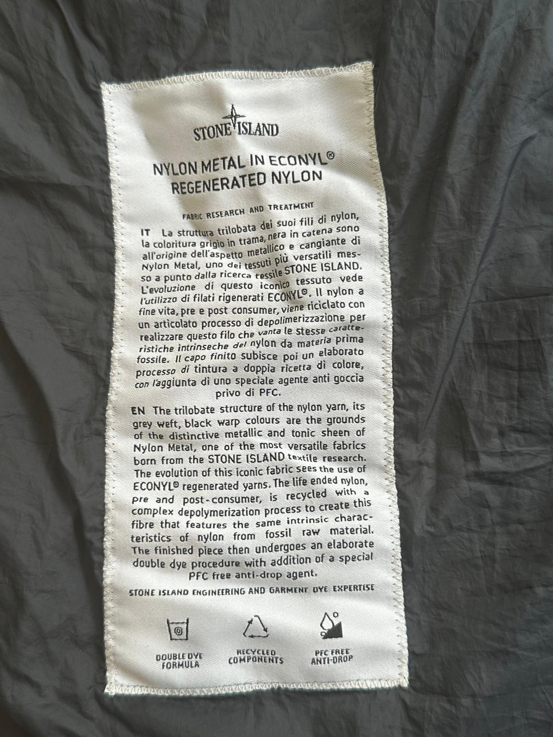 Stone Island Nylon Metal In Econyl Regenerated Nylon Gilet